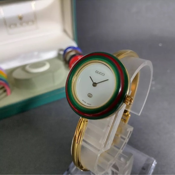 RARE 14k Gold Plated Beautiful 😍 Vintage GUCCI Collectors Watch Bracelet - Picture 4 of 10